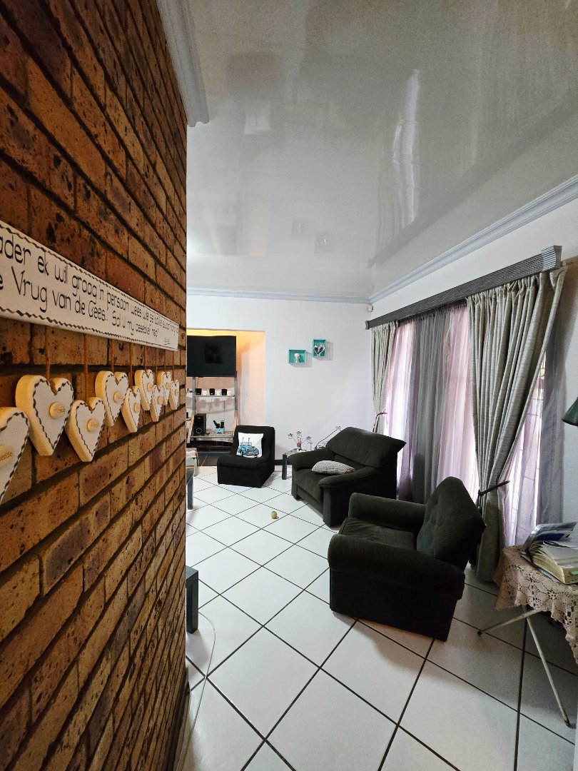 3 Bedroom Property for Sale in Wilkeville North West